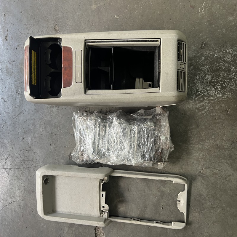 Arm Rest Complete Set - Lexus MCU35